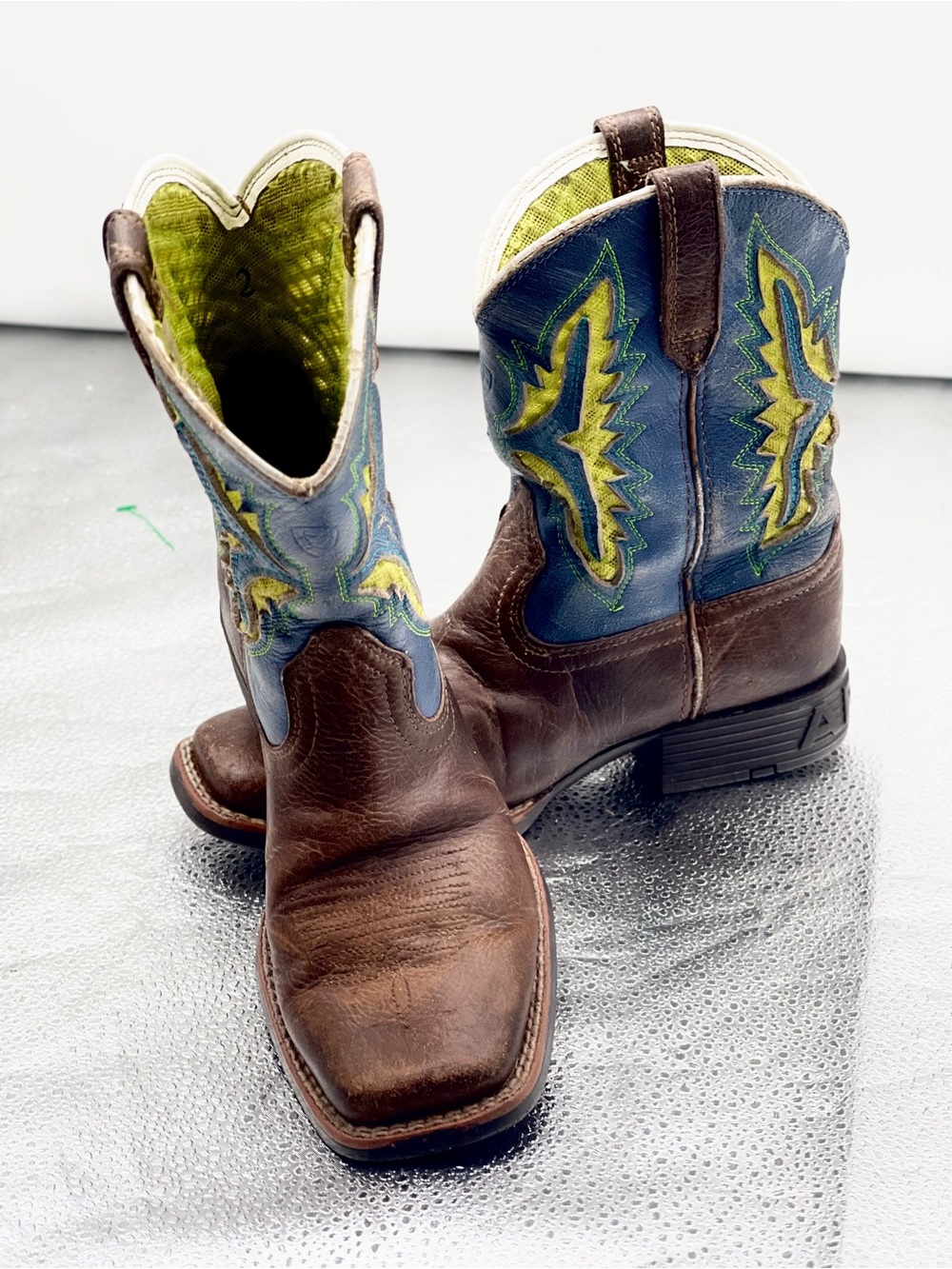 352 Ariat Brown Leather Kids Cowboy Boots with Blue & Yellow Embroidery